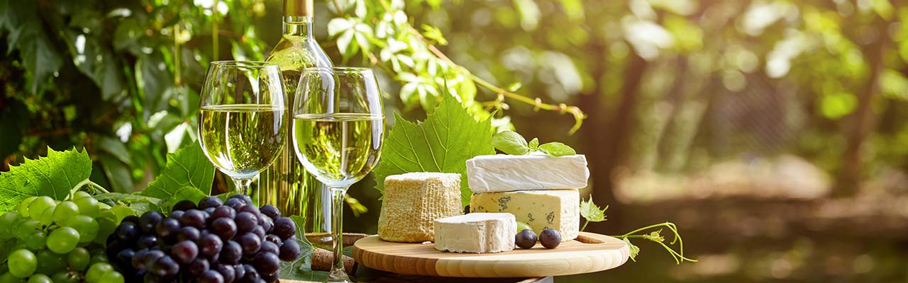 Farmhouse in Tuscany to discover the Wine Roads